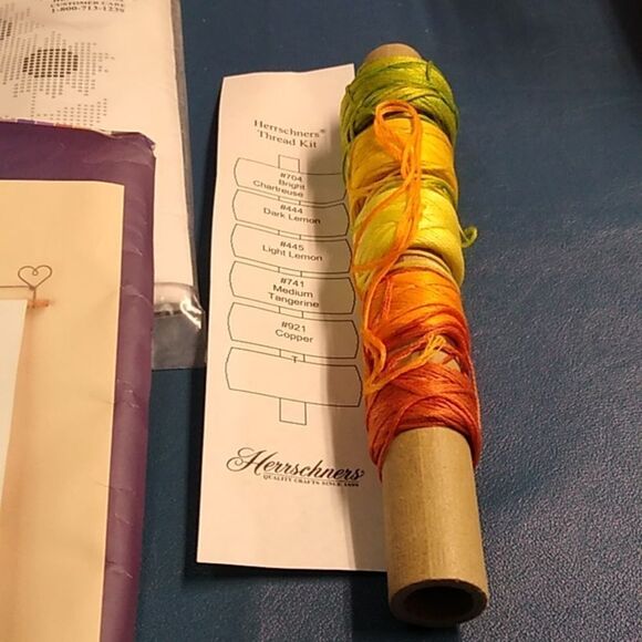 Herrschner's Sunflower Cross Stitch Kit Outer bag opened Inside bag unopened - Picture 2 of 5